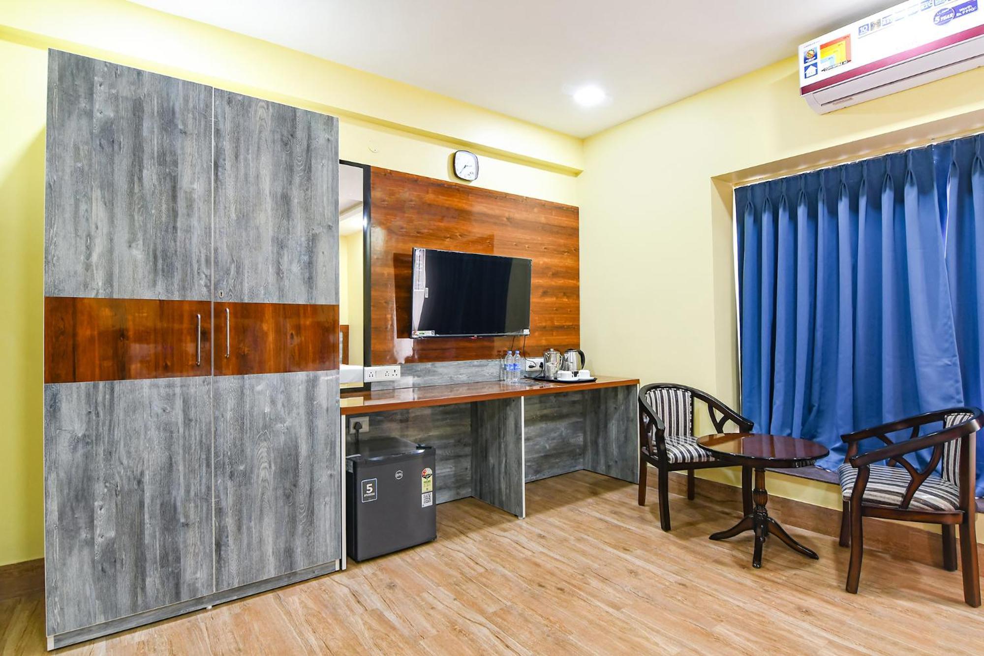 Fabhotel Prime Familto Колката Екстериор снимка
