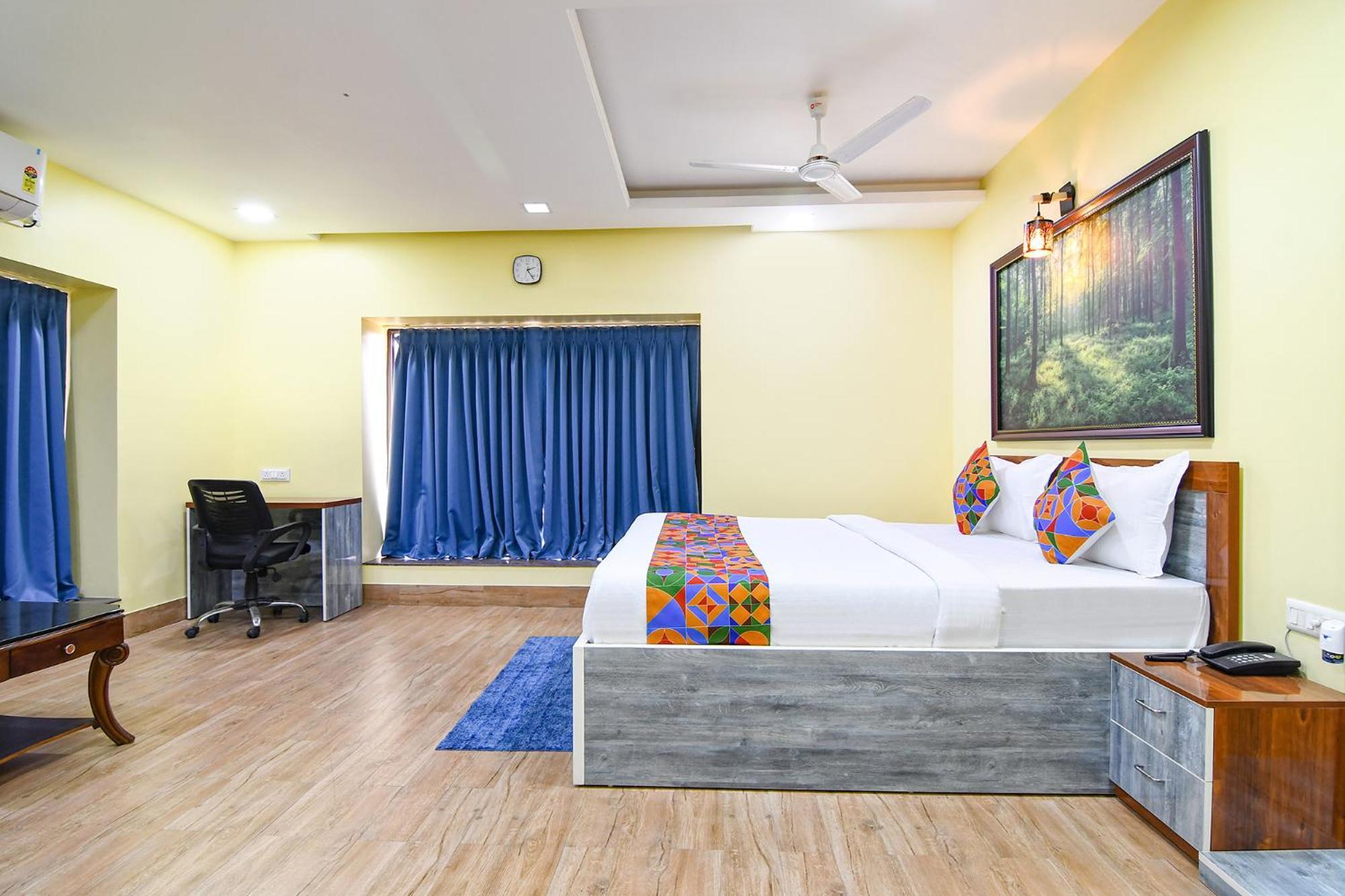 Fabhotel Prime Familto Колката Екстериор снимка