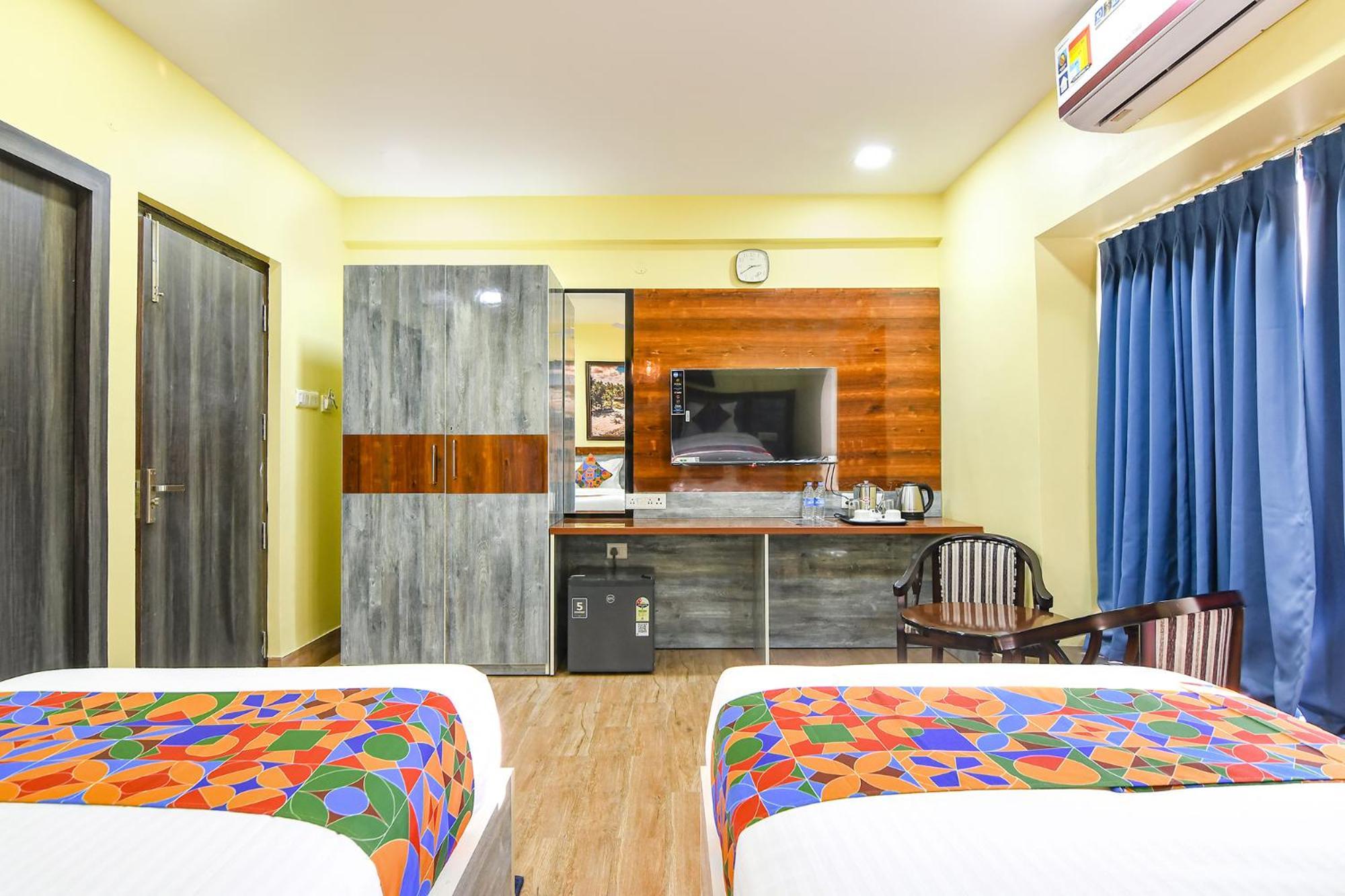 Fabhotel Prime Familto Колката Екстериор снимка